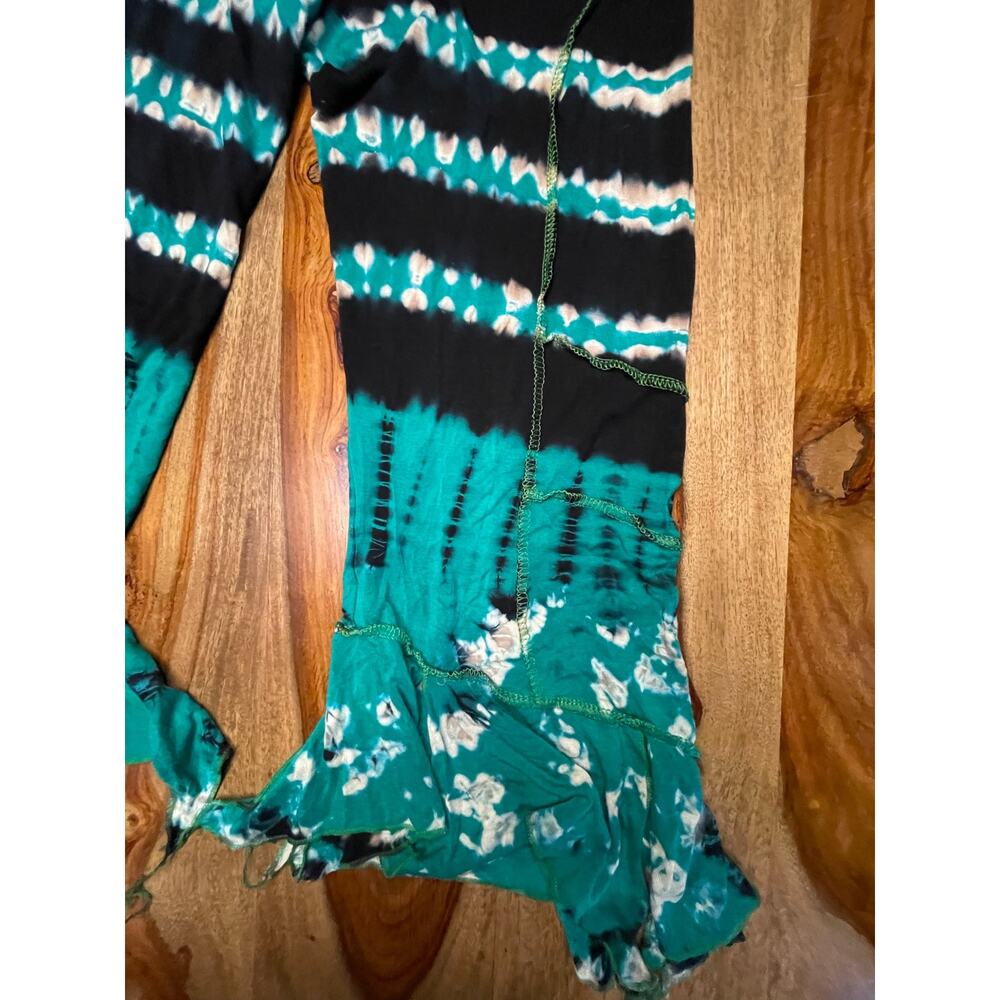 Ravens Green and Black One Size Capri  Workout Fairy Pant with Ruffle Edge - Picture 3 of 4